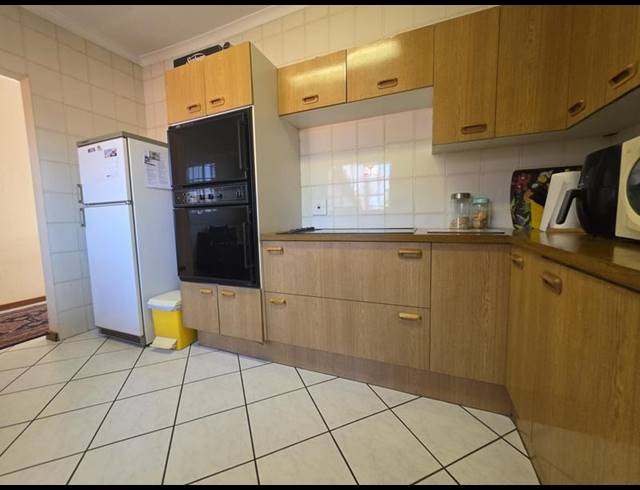 3 BEDROOM TOWNHOUSE FOR SALE IN NEW REDRUTH